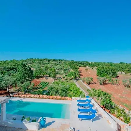Trulli Cortese With Pool Apartment *