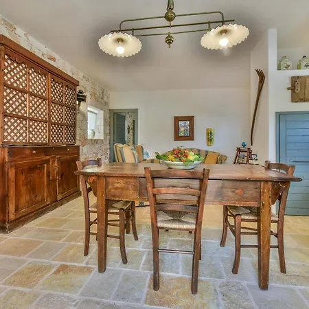 Apartment Trulli Cortese With Pool Cisternino