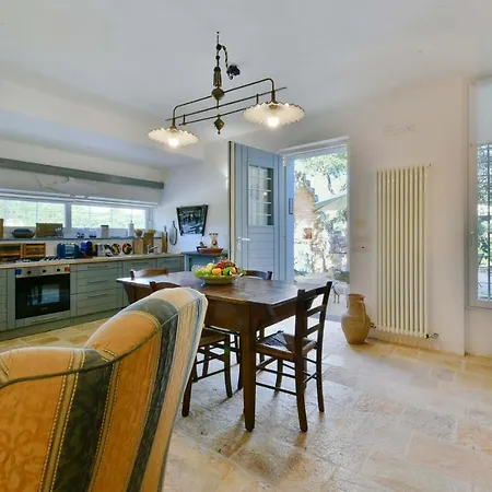Apartment Trulli Cortese With Pool Cisternino