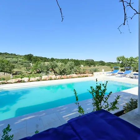 Trulli Cortese With Pool